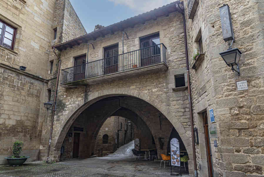 Zaragoza - Sos del Rey Católico 07 - Soportal.jpg